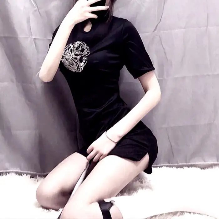 狼皮之下
